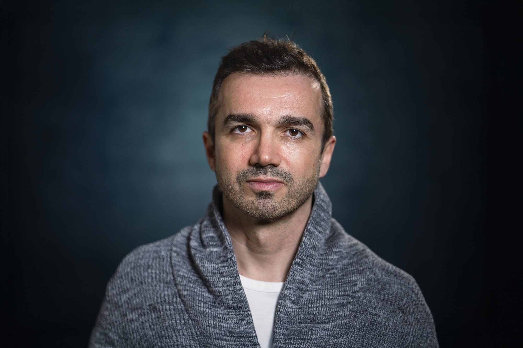 Dejan uit Kroatië is een van de portretten van Faces of Rotterdam